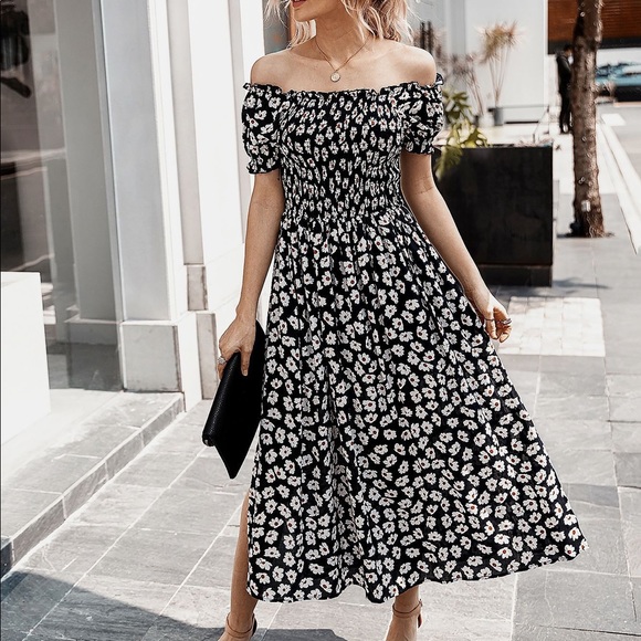 💕🆕Navy Off The Shoulder Side Slit Dress - Picture 2 of 6